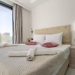 Maria Villa *