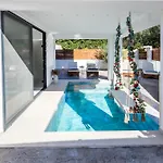 Maria Villa Laganas