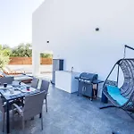 Maria Villa Laganas