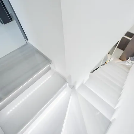 Maria لاغاناس